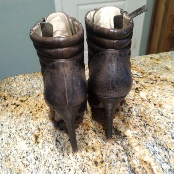 Boutique 9 Arael Platform Ankle Bootie Lace Up High Heels Women's Sz 5.5 - Picture 9 of 13